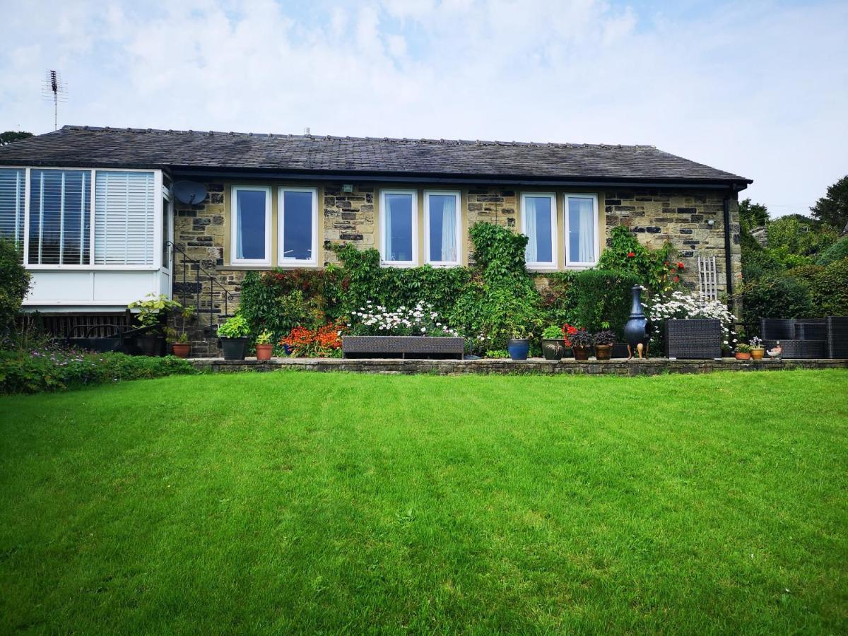 Lower Cross Villa Keighley Exterior foto